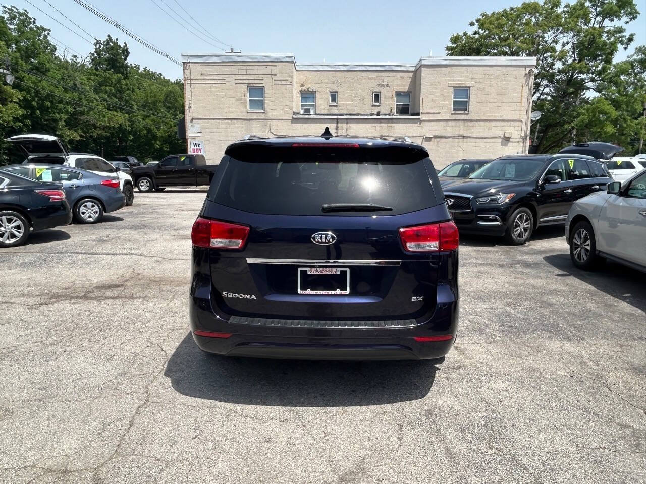 Used 2018 Kia Sedona EX FWD image 11