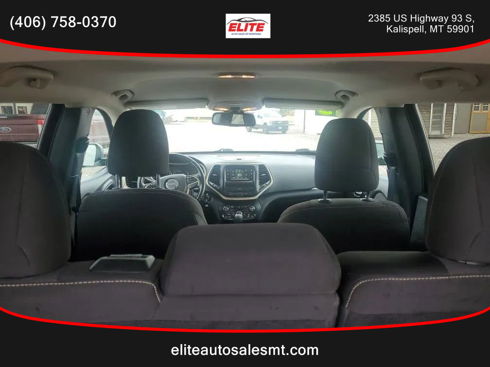 Used 2015 Jeep Cherokee Latitude image 10