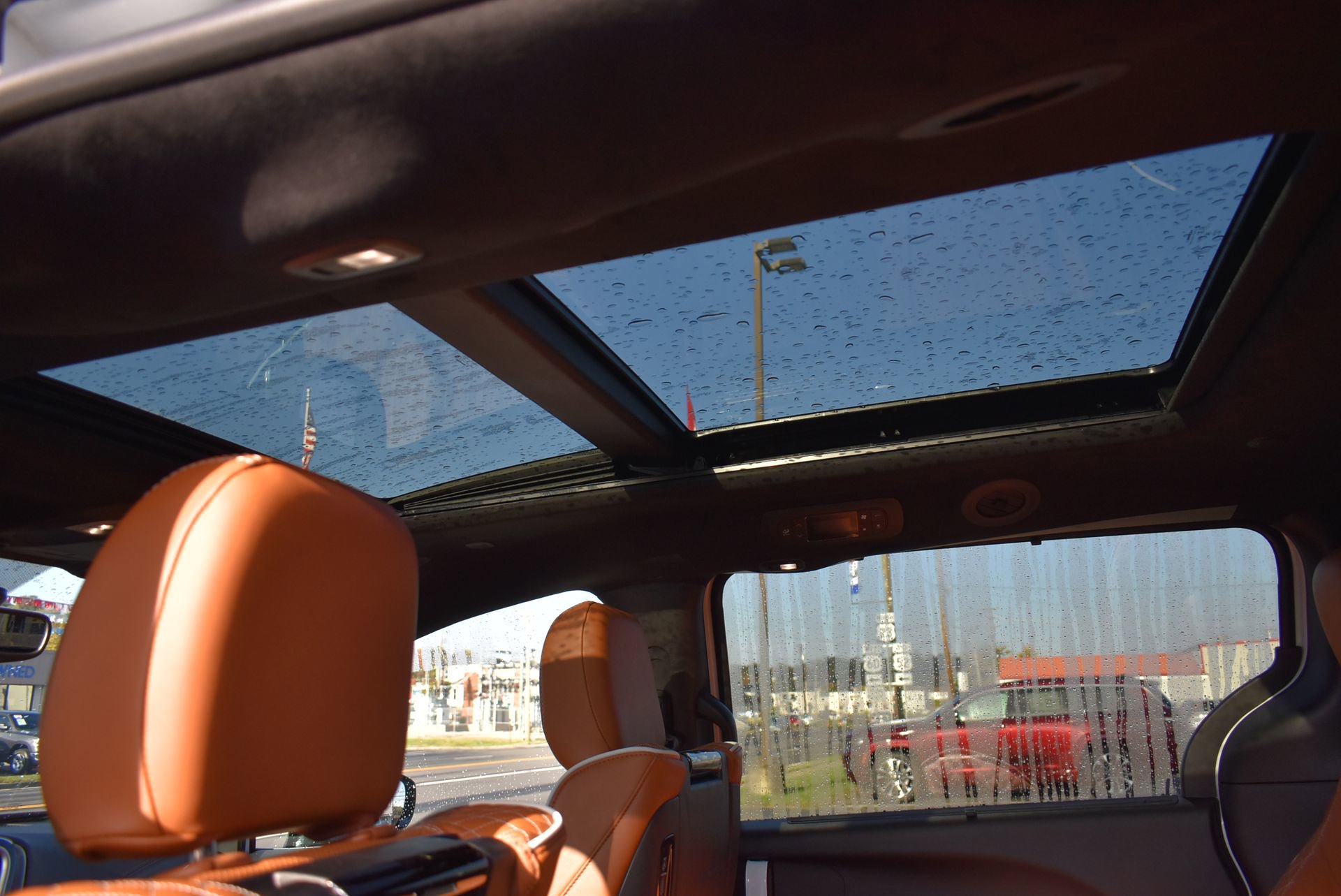 New 2026 Chrysler Pacifica Pinnacle image 21