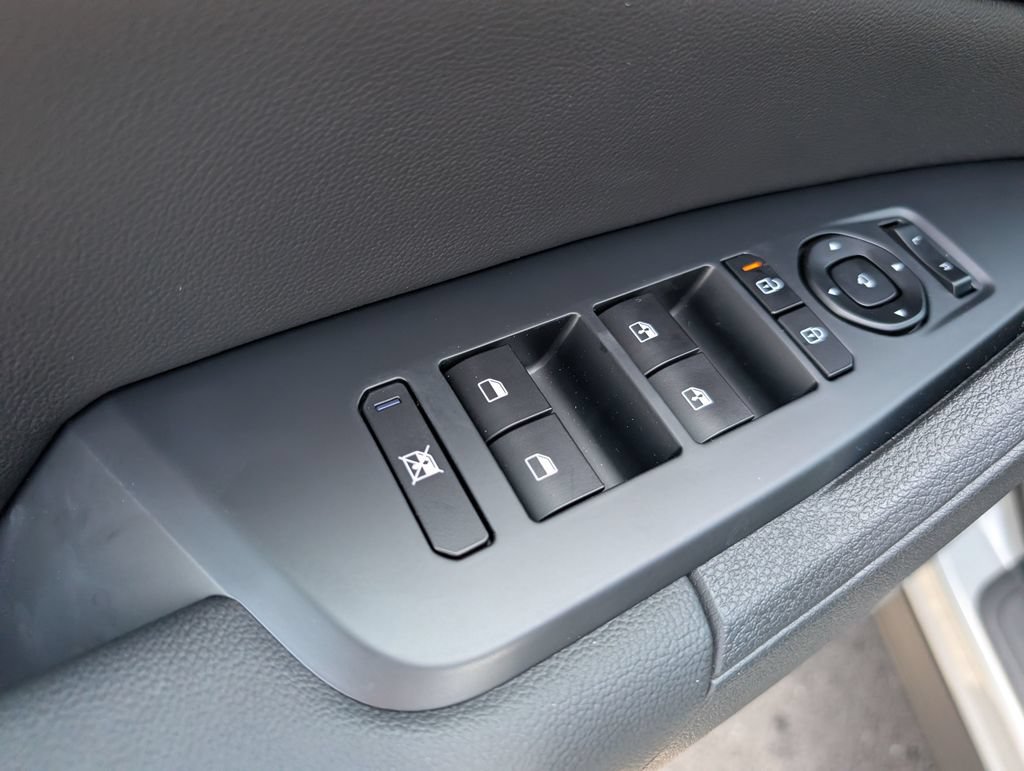 New 2026 Kia Sportage SX FWD image 13