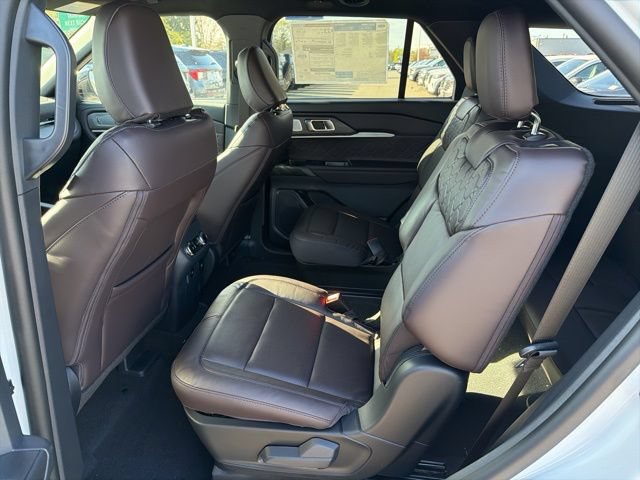 New 2026 Ford Explorer Platinum w/ LUX Leather Package AWD/4WD image 9