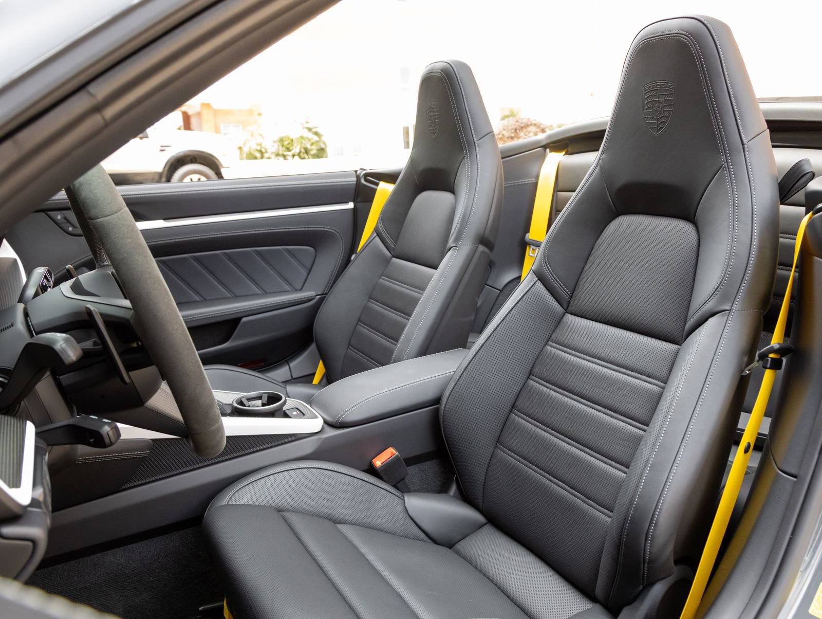 Used 2025 Porsche 911 Carrera GTS image 5