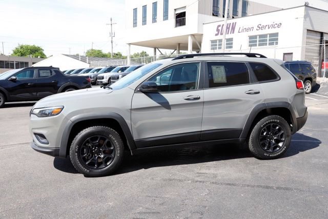 Used 2022 Jeep Cherokee Latitude w/ Sun & Sound Group AWD/4WD image 10