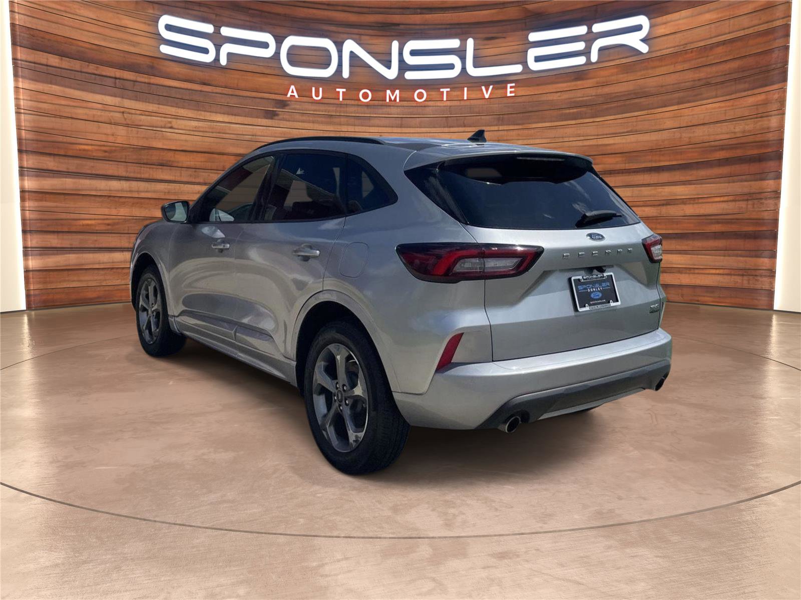 Used 2024 Ford Escape ST-Line image 3