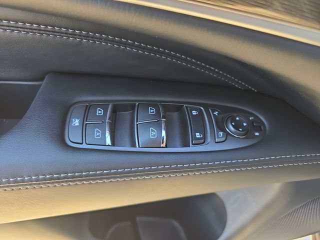 Used 2019 INFINITI QX60 Luxe w/ Essential Package AWD/4WD image 32