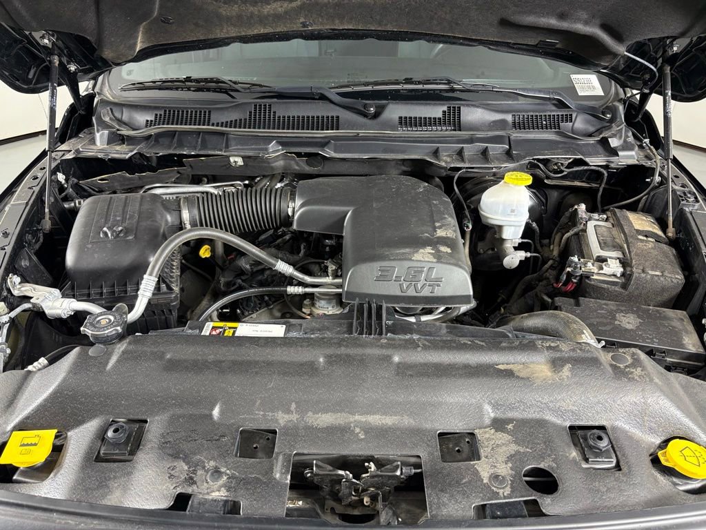 Used 2024 RAM 1500 Classic Warlock image 38