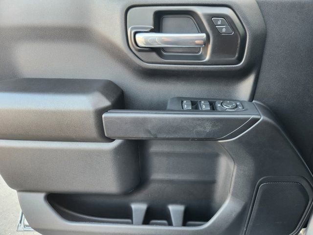 Used 2025 Chevrolet Silverado 1500 Custom image 25