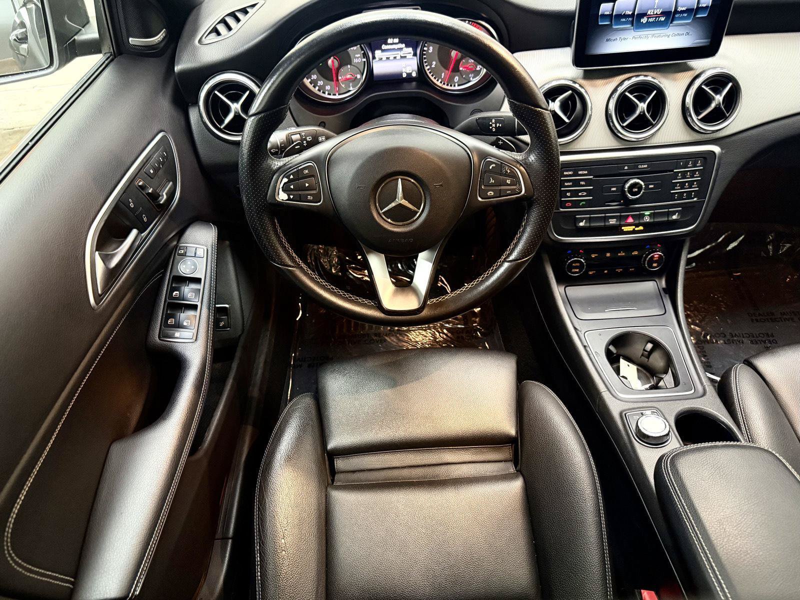Used 2016 Mercedes-Benz GLA 250 image 2