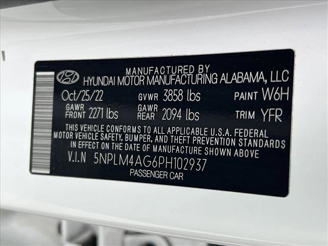 Used 2023 Hyundai Elantra SEL image 29