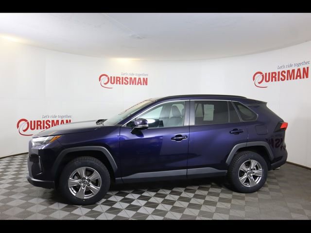 Used 2023 Toyota RAV4 XLE image 3