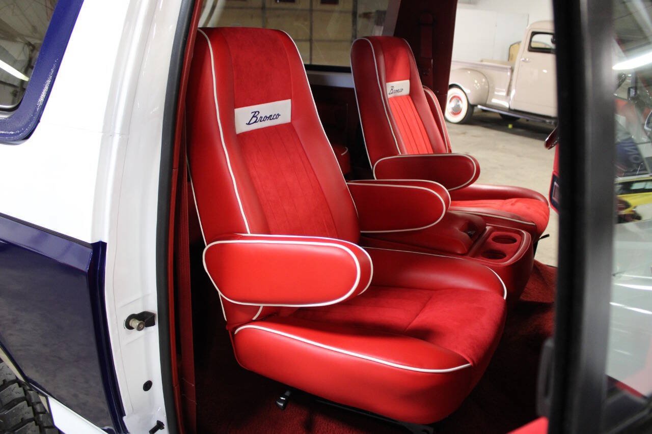 Used 1988 Ford Bronco AWD/4WD image 26
