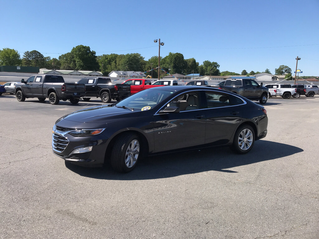 Used 2022 Chevrolet Malibu LT FWD image 3