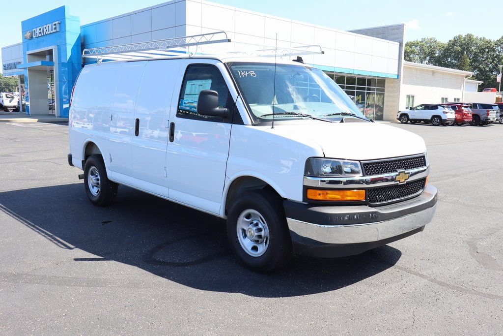 New 2025 Chevrolet Express 2500 w/ Driver Convenience Package RWD image 2