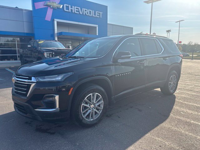 Used 2023 Chevrolet Traverse LT FWD image 1