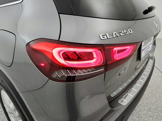 Used 2023 Mercedes-Benz GLA 250 4MATIC image 28