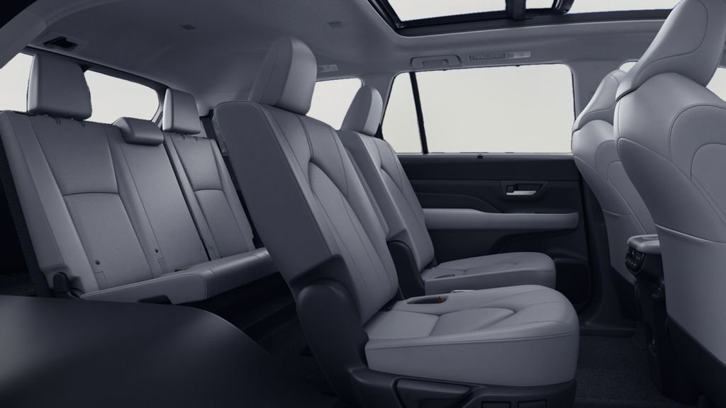 New 2026 Toyota Grand Highlander Platinum AWD/4WD image 21