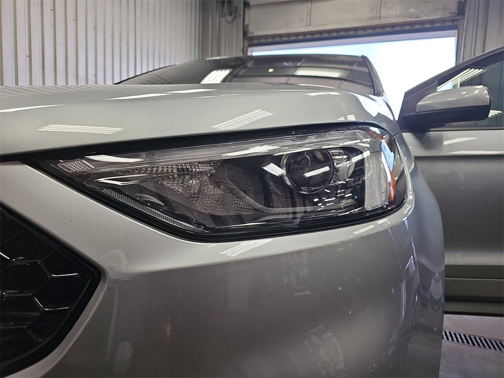 Used 2024 Ford Edge ST-Line image 32
