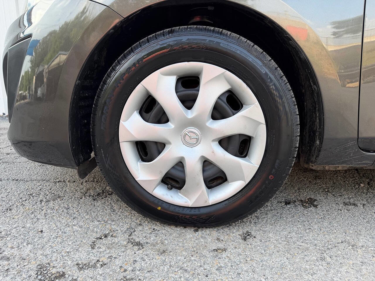 Used 2010 MAZDA MAZDA3 i Touring FWD image 29