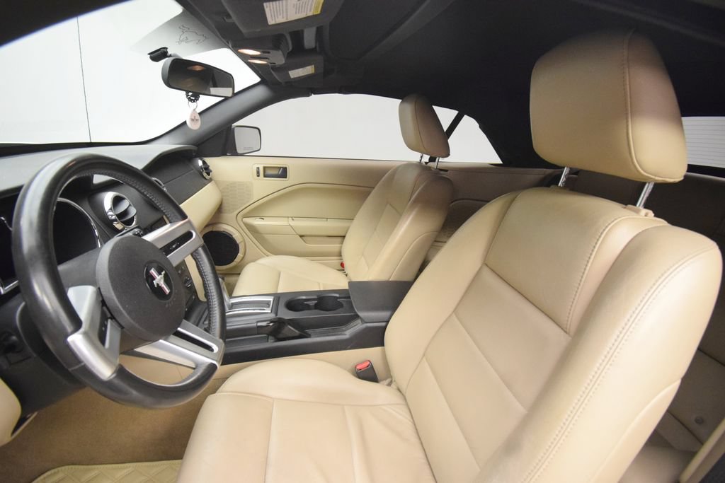 Used 2006 Ford Mustang Premium RWD image 14