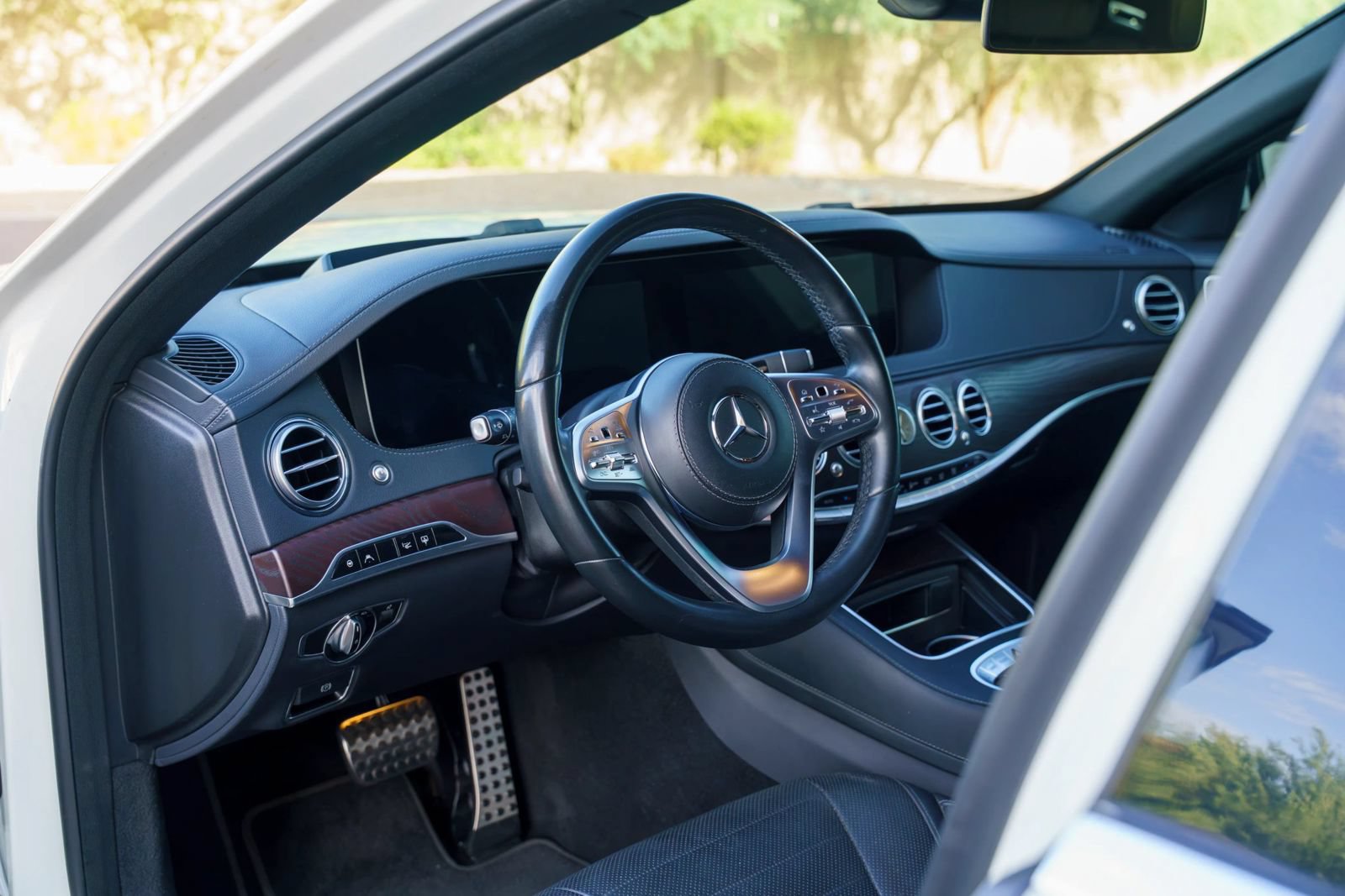 Used 2019 Mercedes-Benz S 450 Sedan image 18