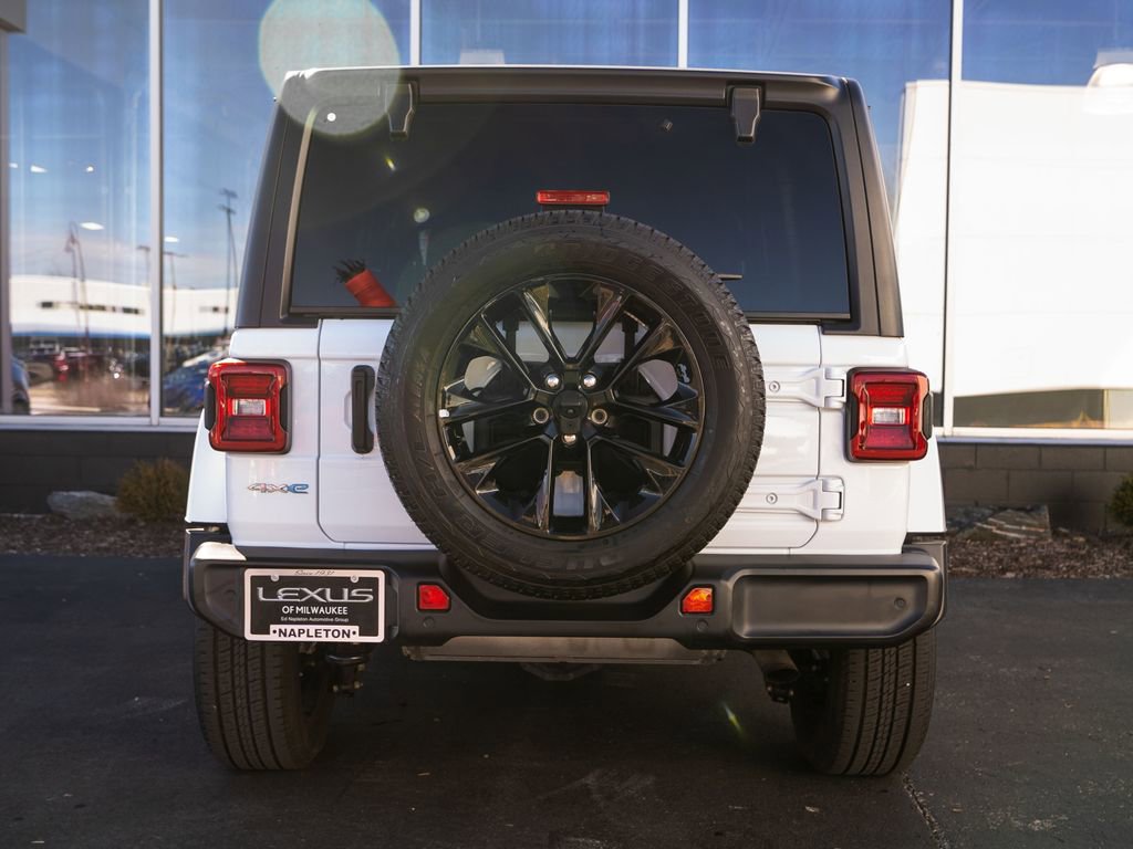 Used 2021 Jeep Wrangler Unlimited Sahara w/ Dual Top Group image 9