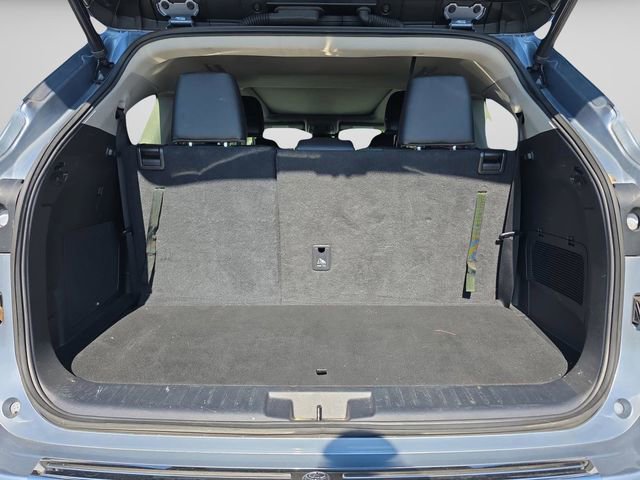 Used 2023 Toyota Highlander Platinum image 13