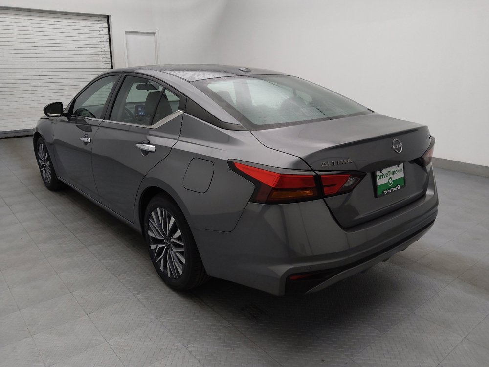 Used 2024 Nissan Altima 2.5 SV image 5