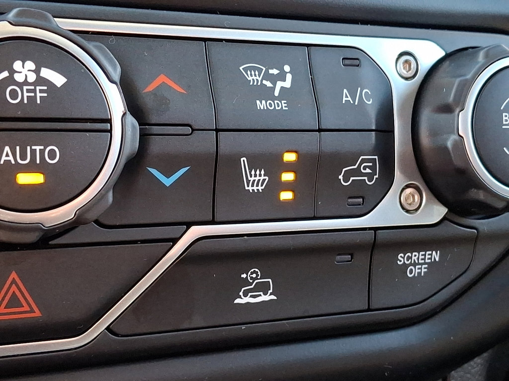 Used 2023 Jeep Gladiator Willys image 31