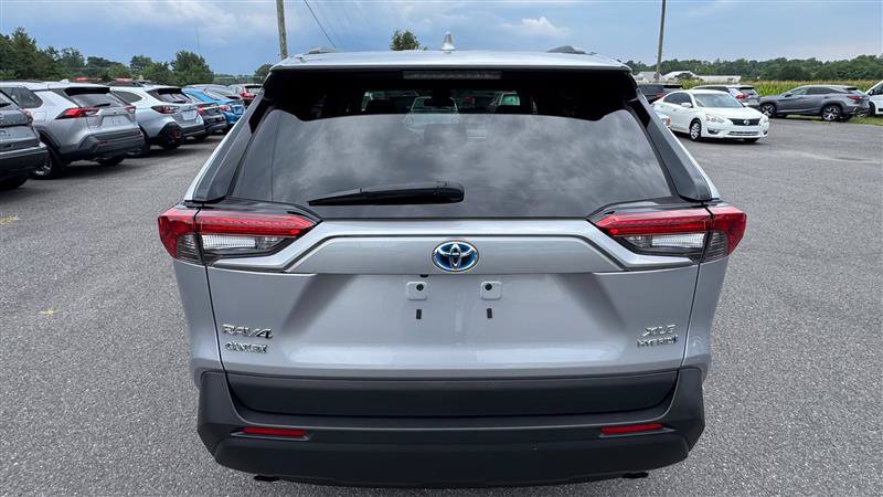 Used 2022 Toyota RAV4 XLE w/ Convenience Package AWD/4WD image 19