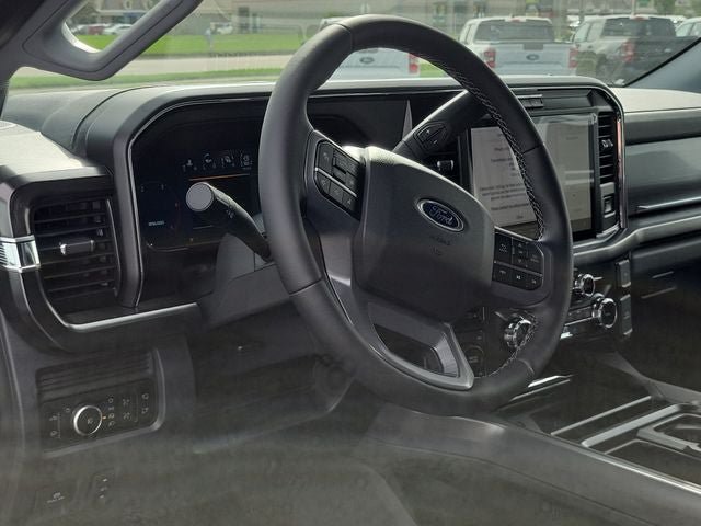 New 2026 Ford F350 Lariat w/ Black Appearance Package AWD/4WD image 10