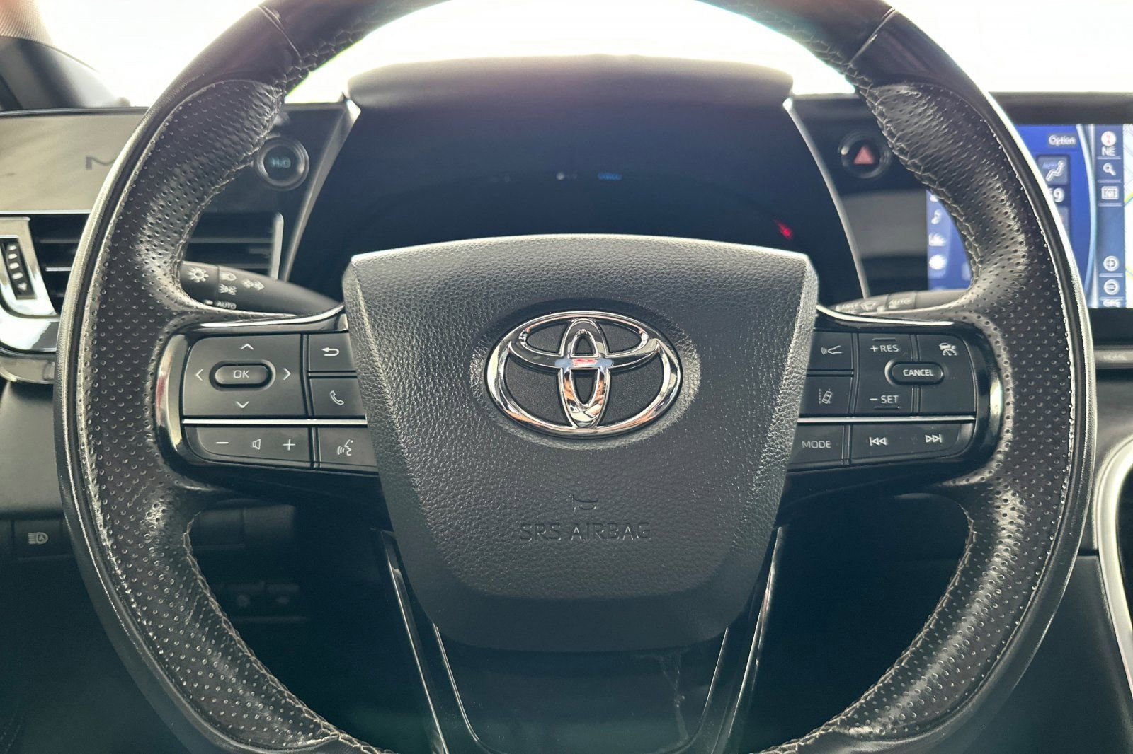Certified 2021 Toyota Mirai RWD image 24