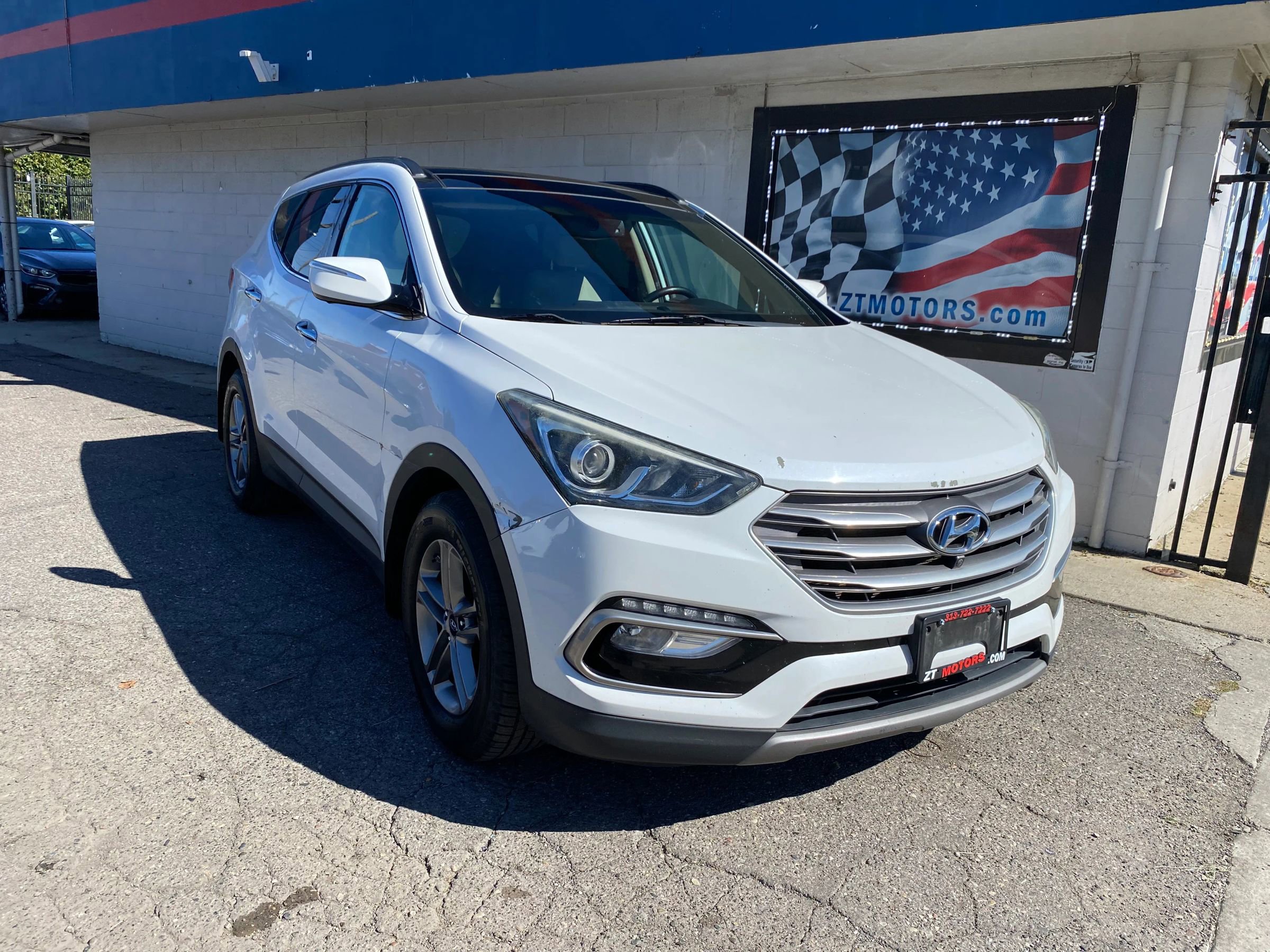 Used 2017 Hyundai Santa Fe Sport w/ 2.4L Tech Package 04