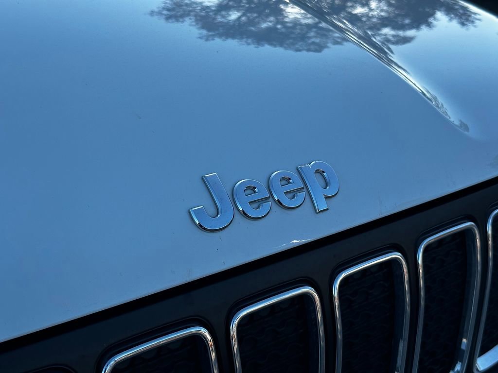 Used 2021 Jeep Renegade Latitude image 13