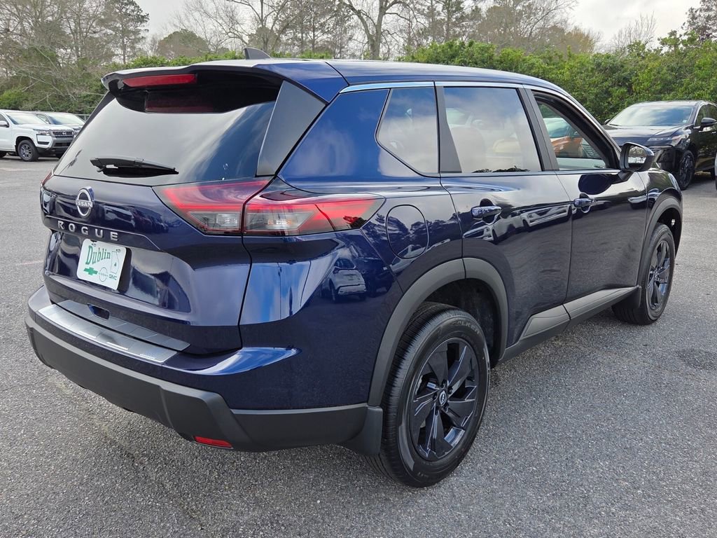New 2026 Nissan Rogue SV image 10
