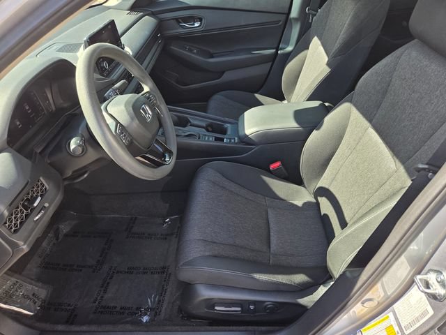 Used 2025 Honda Accord SE image 10