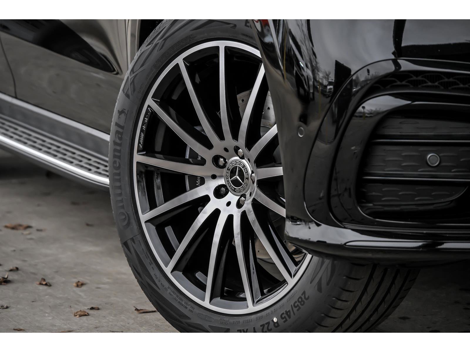 New 2026 Mercedes-Benz GLS 580 4MATIC video 3