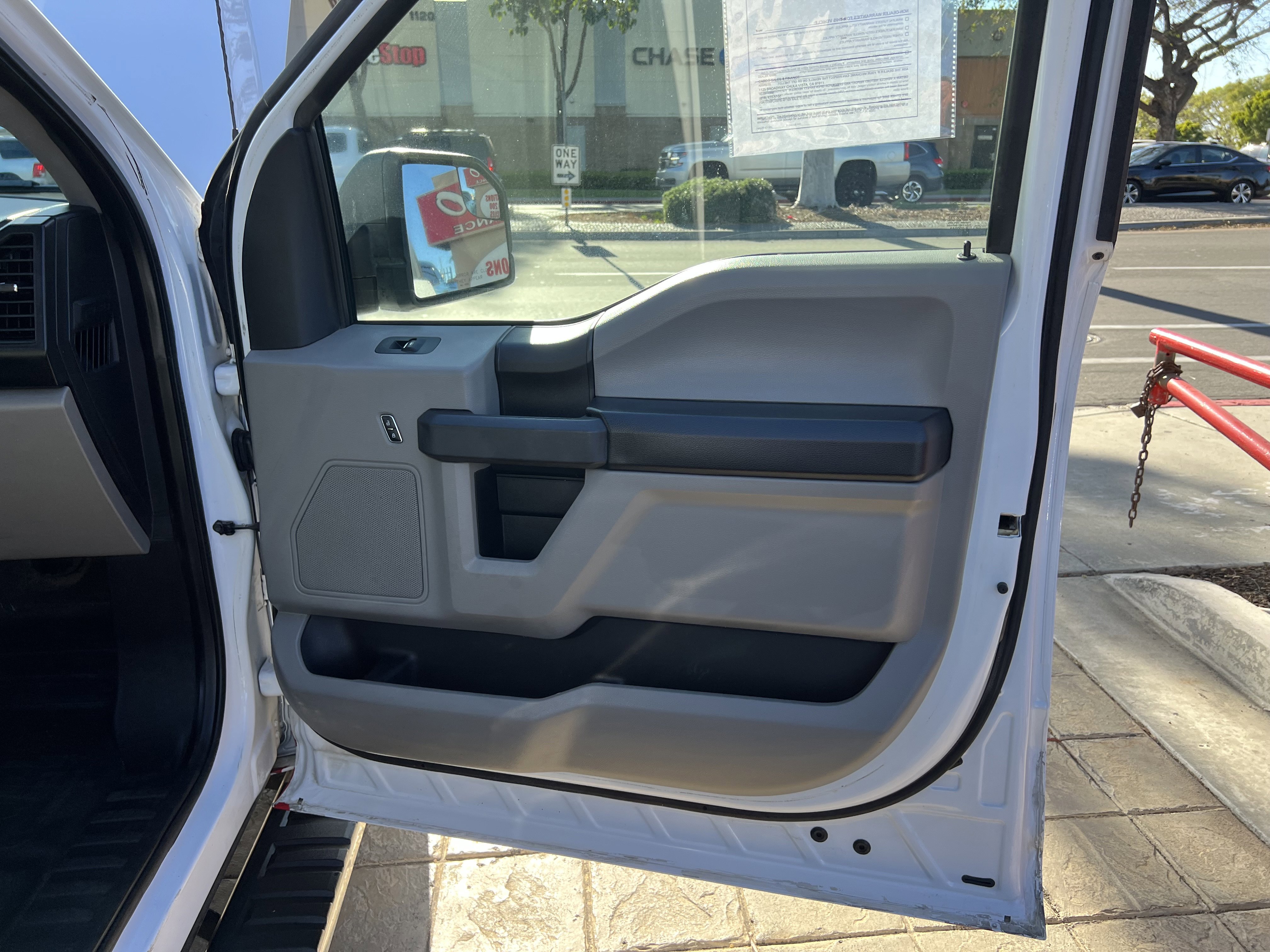 Used 2017 Ford F150 XL w/ Equipment Group 101A Mid RWD image 25