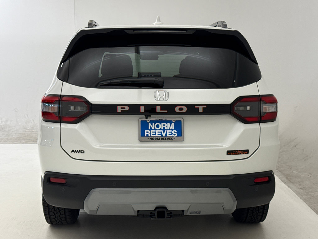 New 2026 Honda Pilot TrailSport image 8