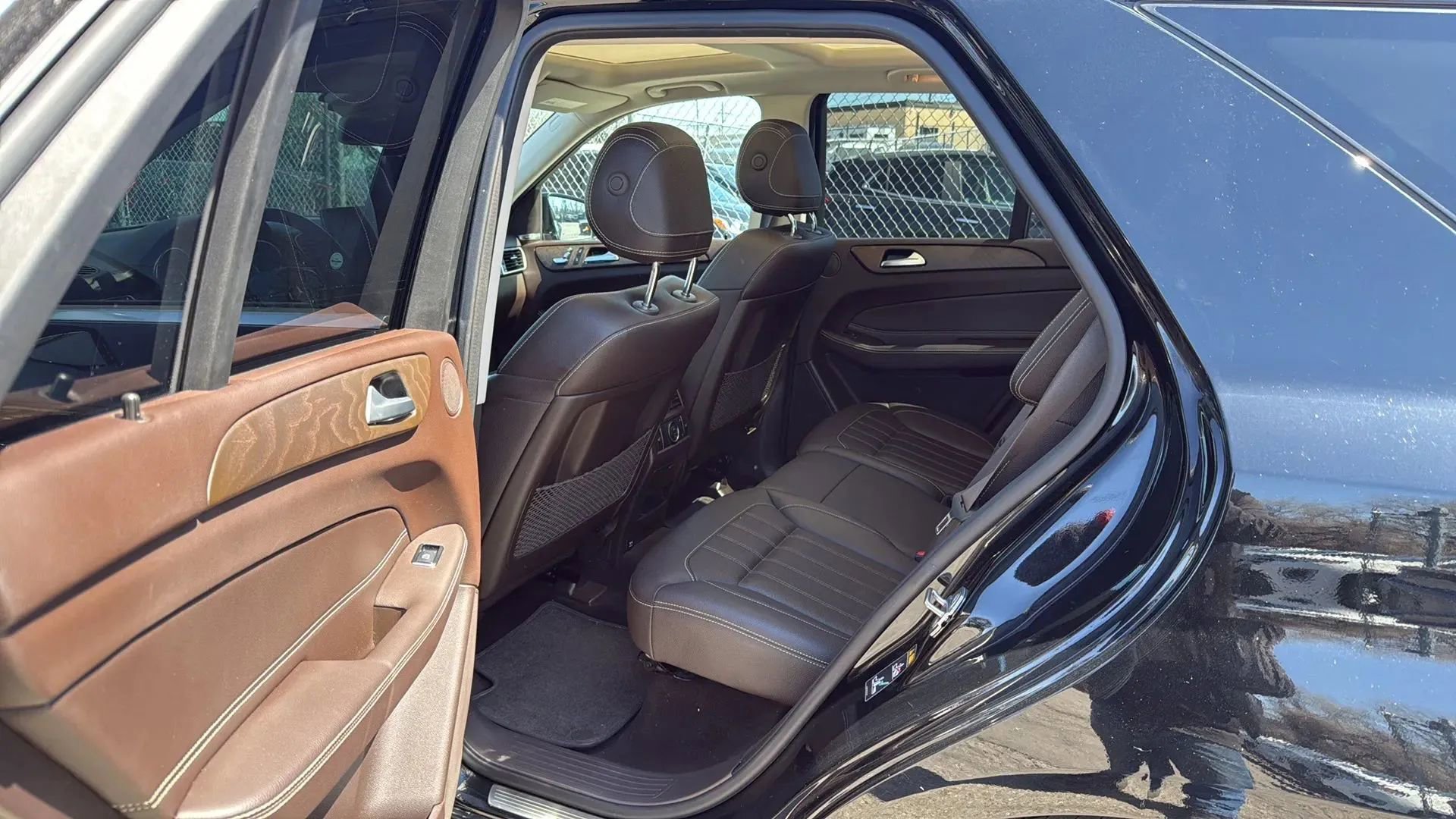 Used 2018 Mercedes-Benz GLE 350 4MATIC image 27