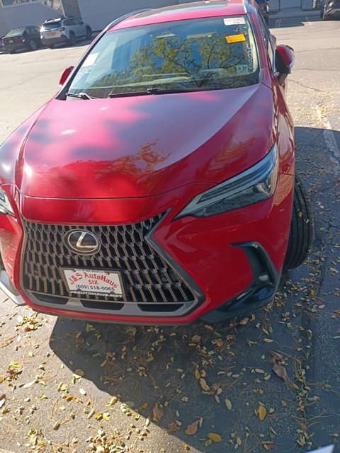 Used 2022 Lexus NX 450h+ AWD w/ Vision Package image 9