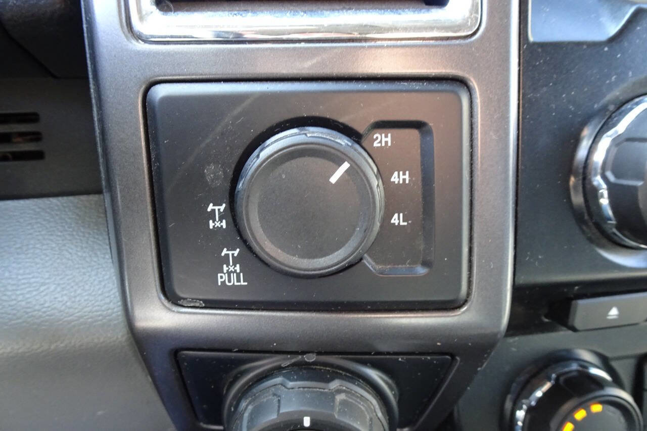 Used 2016 Ford F150 XLT w/ Equipment Group 302A Luxury AWD/4WD image 26