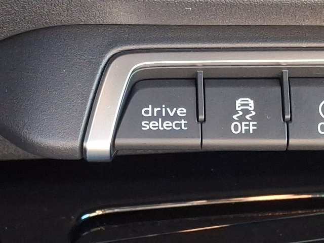 New 2027 Audi Q3 S Line AWD/4WD image 18