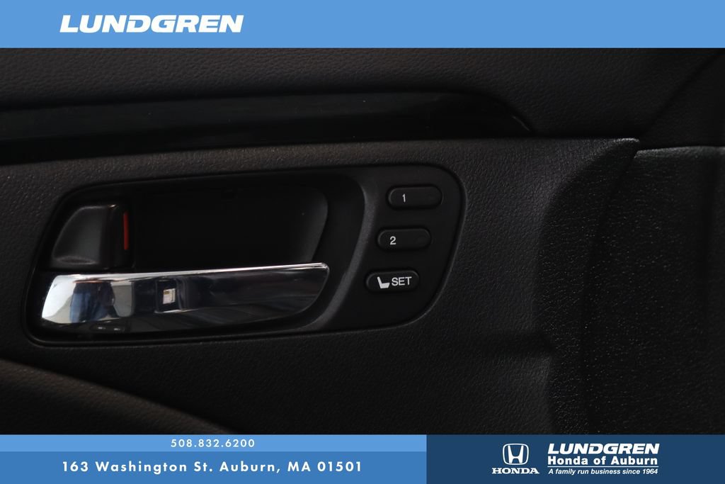 Used 2017 Honda Ridgeline Black Edition image 10