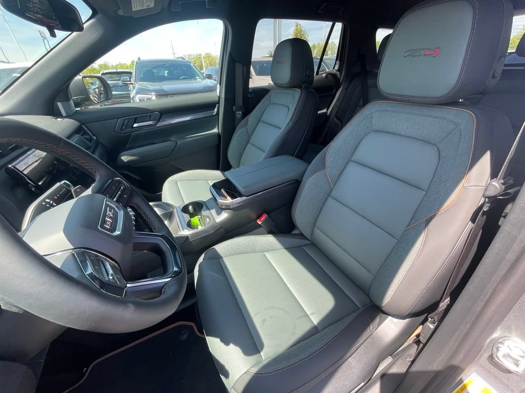 New 2026 GMC Terrain AT4 AWD/4WD image 22