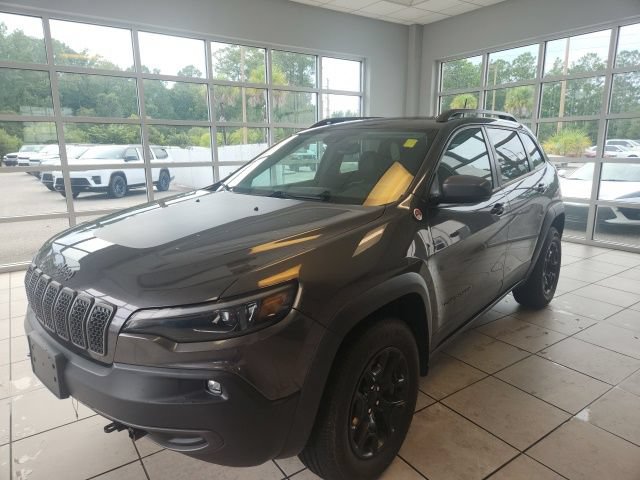 Used 2021 Jeep Cherokee Trailhawk w/ Sun, Sound & Nav Group AWD/4WD image 4