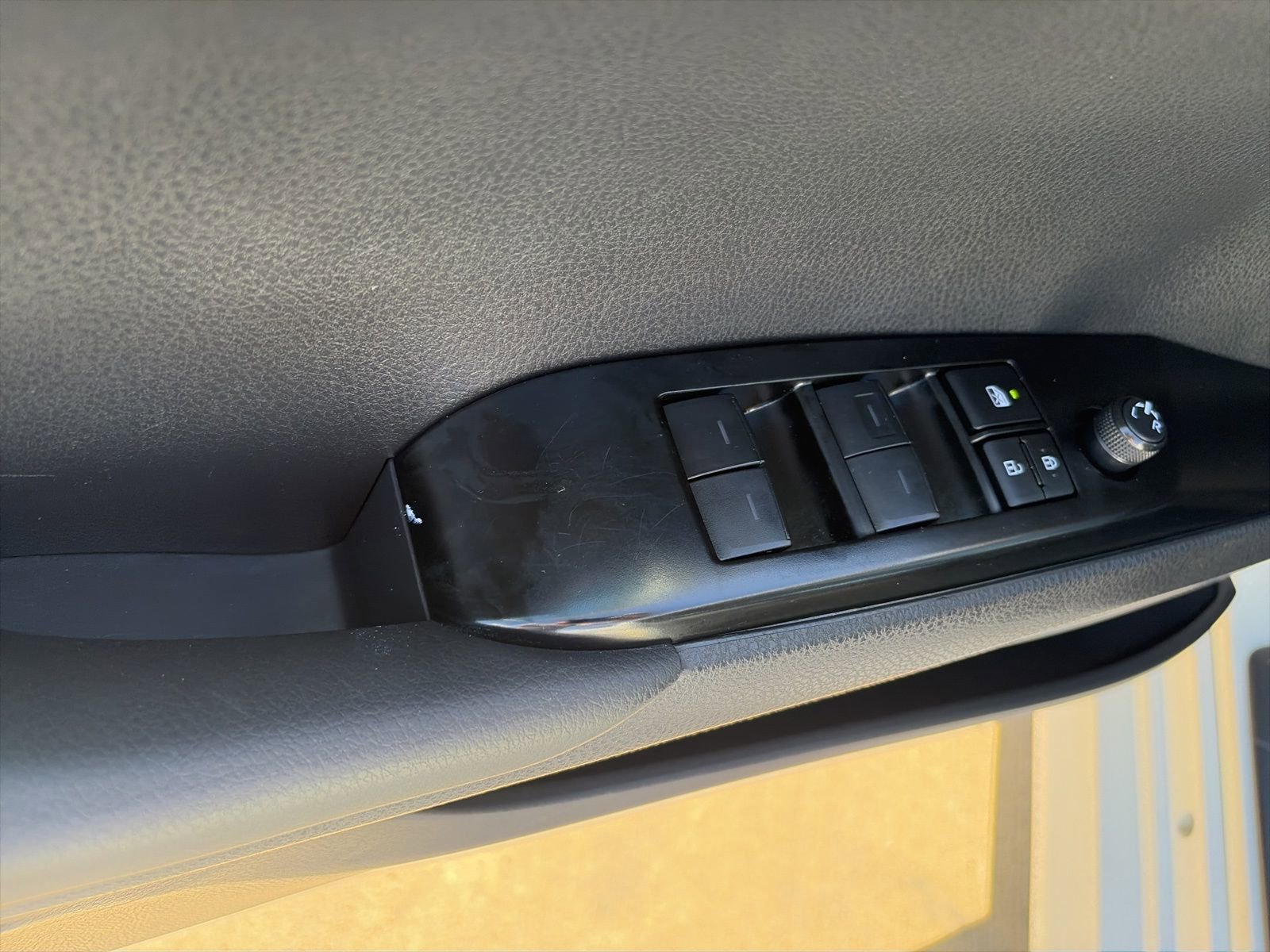 Used 2025 Toyota Camry LE image 13