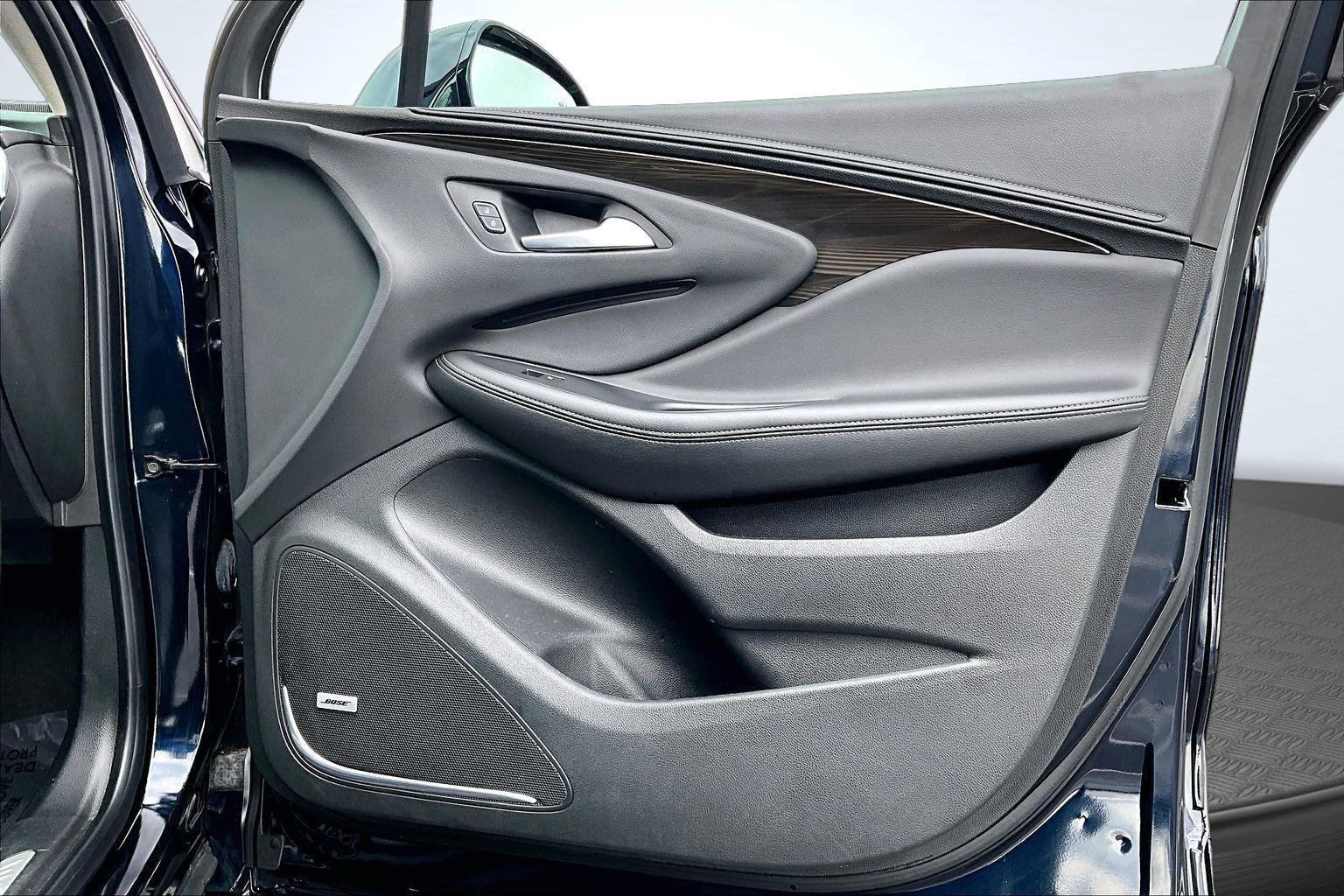 Used 2020 Buick Envision Premium w/ LPO, Cargo Package image 25