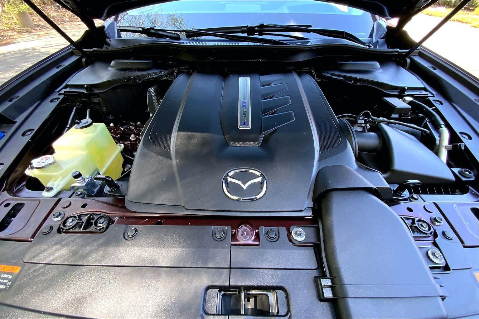 Used 2024 MAZDA CX-90 Plug-In Hybrid w/ Premium Pkg AWD/4WD image 30