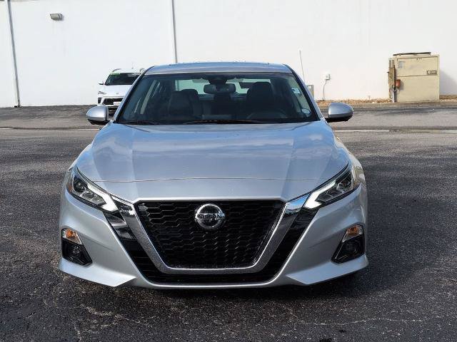 Certified 2020 Nissan Altima 2.5 Platinum FWD image 9