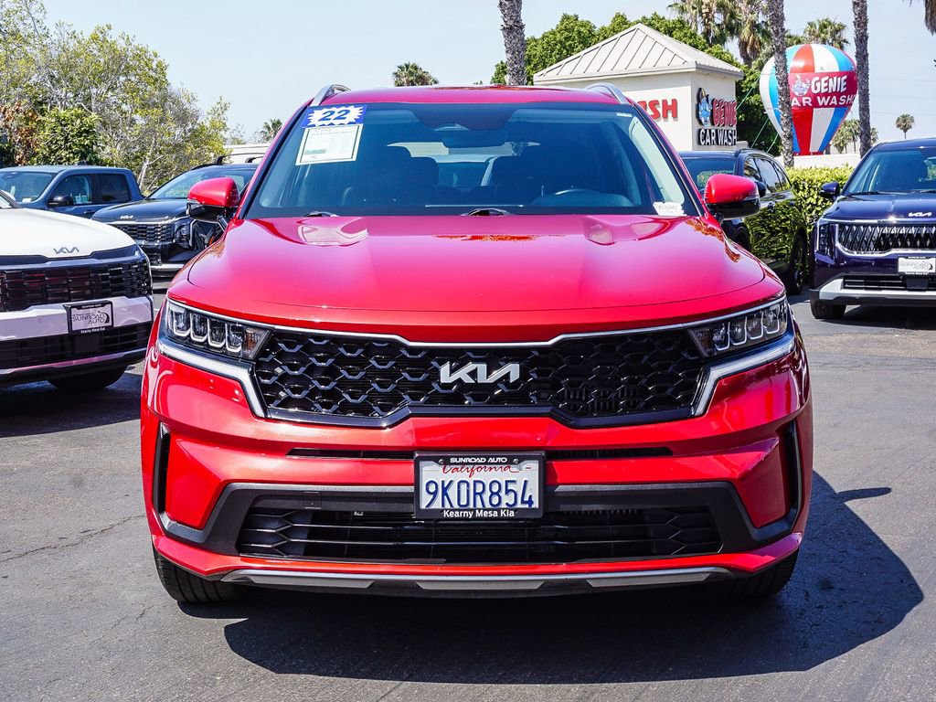 Certified 2022 Kia Sorento S FWD image 2
